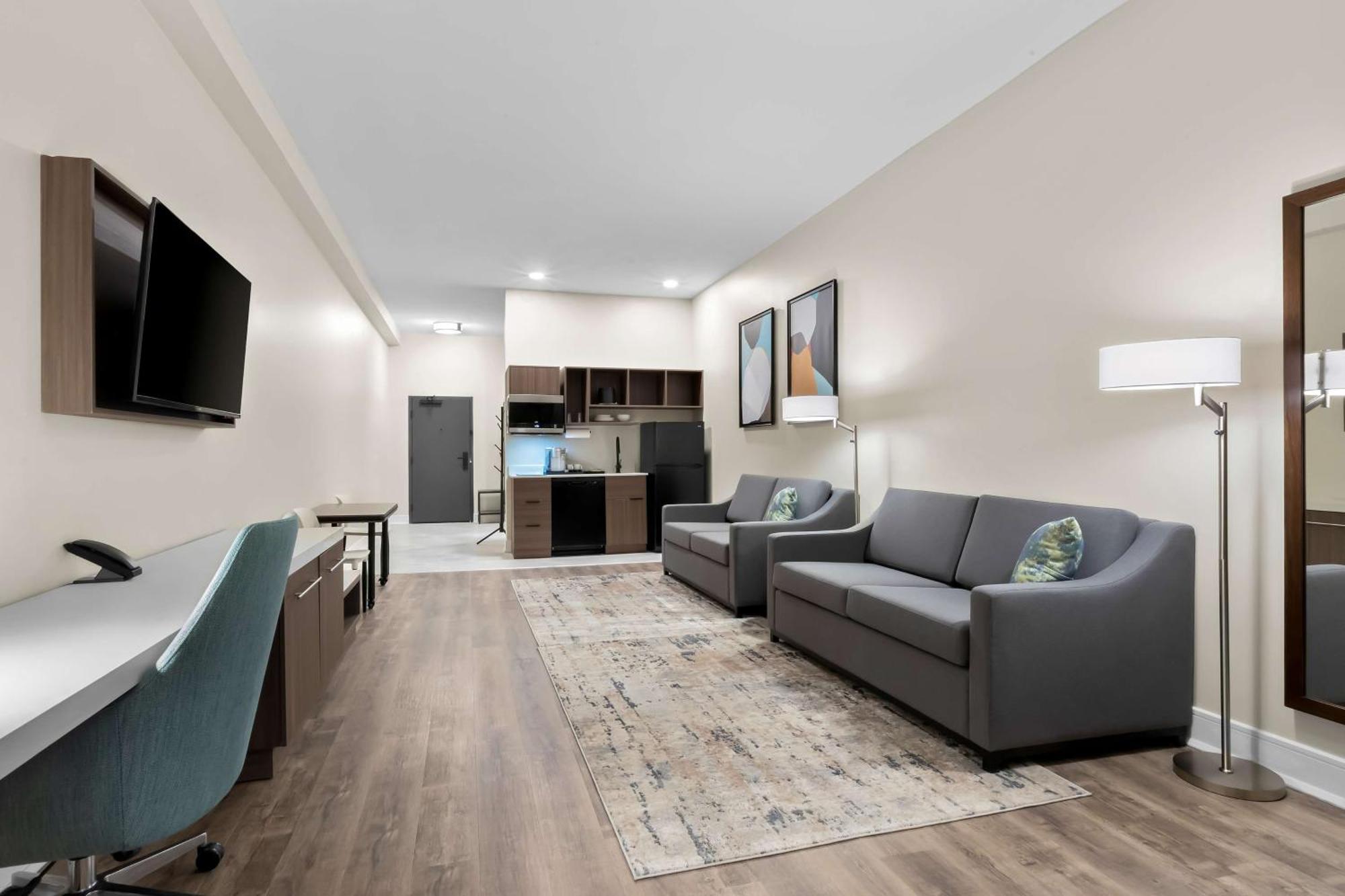 Latitude Suites Tinton Falls Eatontown - BW Premier Collection Экстерьер фото